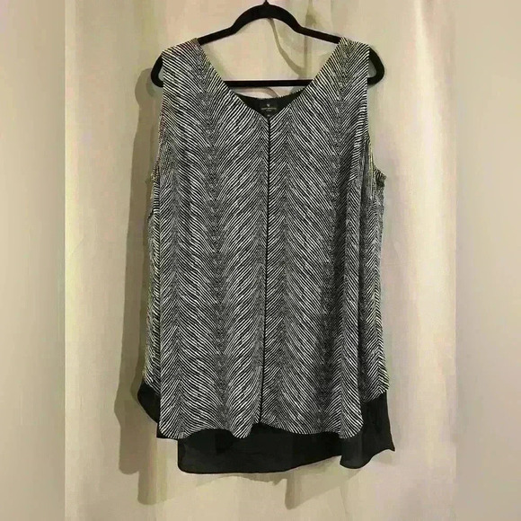 Worthington Tops - Women’s Black Sleeveless Worthington Blouse